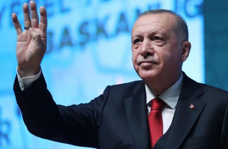 Cumhurbaşkanı Erdoğan: Şimdi İstanbul tekrar çöp dağlarıyla, adeta bir rezillik Görseli