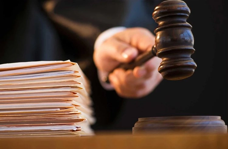Yargıtay’dan boşanma davalarında emsal karar: “Alo” demek boşanma sebebi sayıldı Görseli