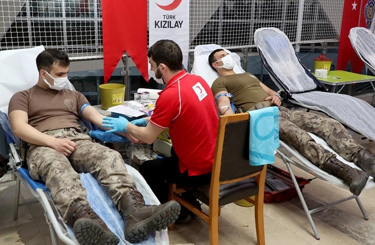 Samsun polisinden kan bağışı desteği Görseli