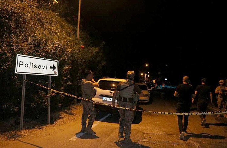 Mersin’deki Polisevi saldırısıyla ilgili 22 kişi gözaltına alındı Görseli