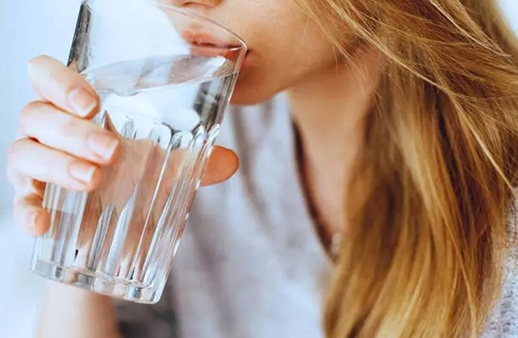 Susuz Kalmak Hastalığa Davetiye Çıkarıyor (Özel haber ) Görseli