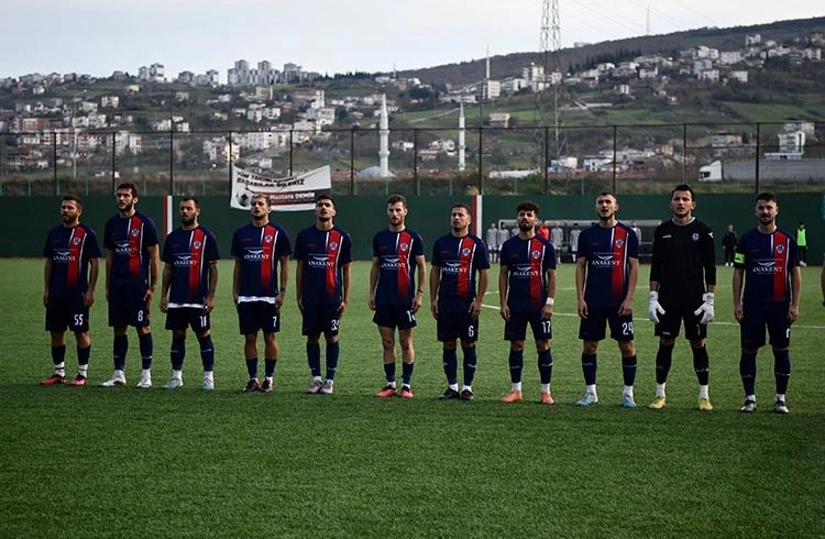 Samsun Büyükşehir Belediyespor deplasmanda tek golle kazandı Görseli