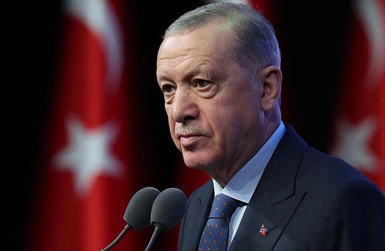 Cumhurbaşkanı Erdoğan, Halil Umut Meler ile telefonda görüştü Görseli