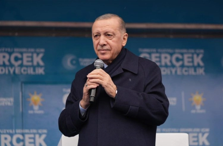 Cumhurbaşkanı Erdoğan Ordu mitinginde emeklilere müjde verdi Görseli