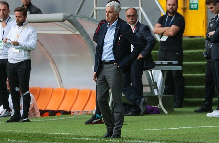 Samsunspor'da Teknik Direktör Yücel Uyar, "Amatörce gol yedik" Görseli