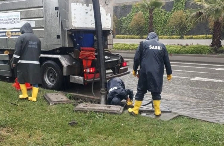 SASKİ'den açıklama : Kanallardan 250 kamyon atık çıktı Görseli