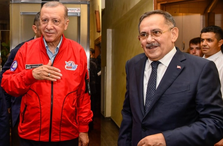 Cumhurbaşkanı Erdoğan, Büyükşehir Belediyesi’ni ziyaret etti Görseli