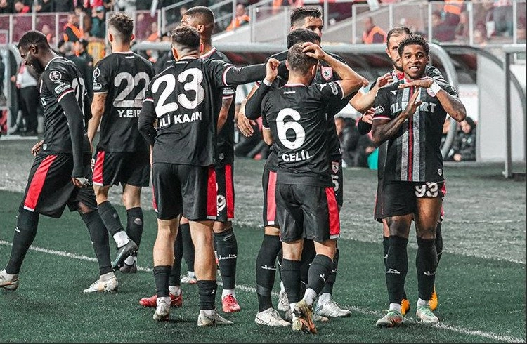 Samsunspor 9 maçtır kaybetmiyor Görseli