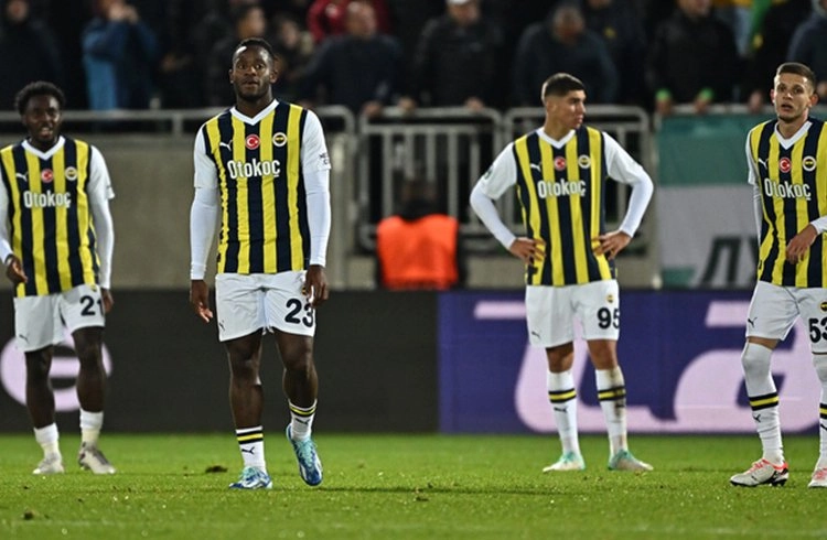Fenerbahçe, Avrupa'daki yenilmezlik serisini kaybetti Görseli
