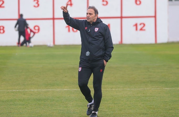 Samsunspor'da Fuat Çapa'dan transfer açıklaması... Görseli