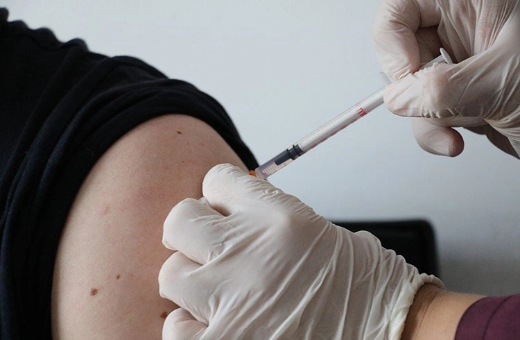 Türkiye’de uygulanan Kovid-19 aşı sayısı 116 milyon 23 bine ulaştı Görseli