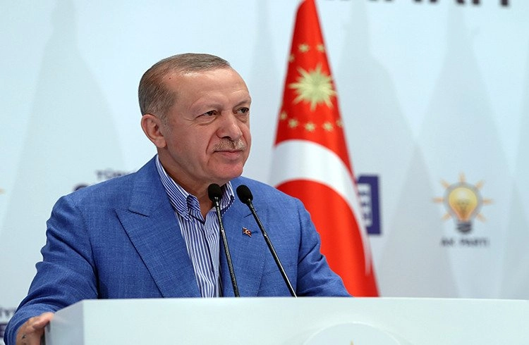 Cumhurbaşkanı Erdoğan: Küresel sağlık pazarından 10 milyar dolarlık pay almayı hedefliyoruz Görseli