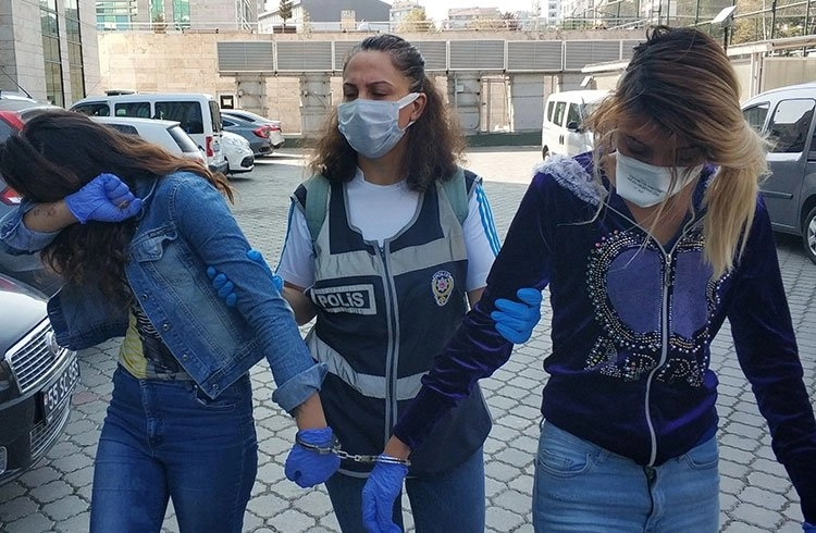 Samsun'da 4 evden hırsızlık yapan kadınlar yakalandı Görseli