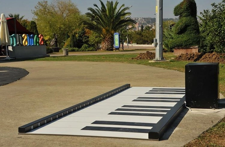 Samsun Büyükşehir'den çocuklara ayak piyanosu Görseli