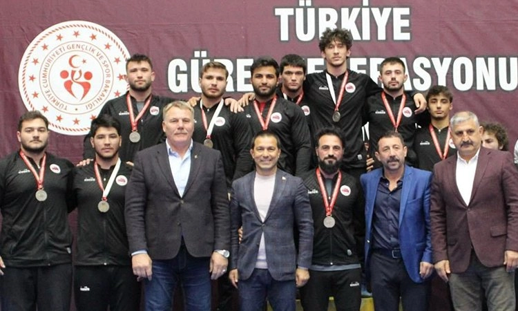 Samsun Büyükşehir Belediyesi Spor Kulübü Güreş Takımı 1. Lige yükseldi Görseli