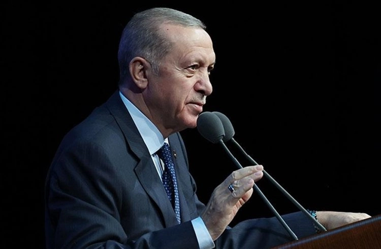 Cumhurbaşkanı Erdoğan: Zulümler karşısında susanlar da en az zalimler kadar kana ortaktır Görseli