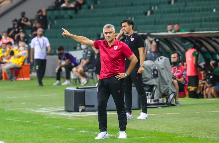Samsunspor'da Teknik Direktör Mehmet Altıparmak: 'Lig ikinci yarı başlar' Görseli
