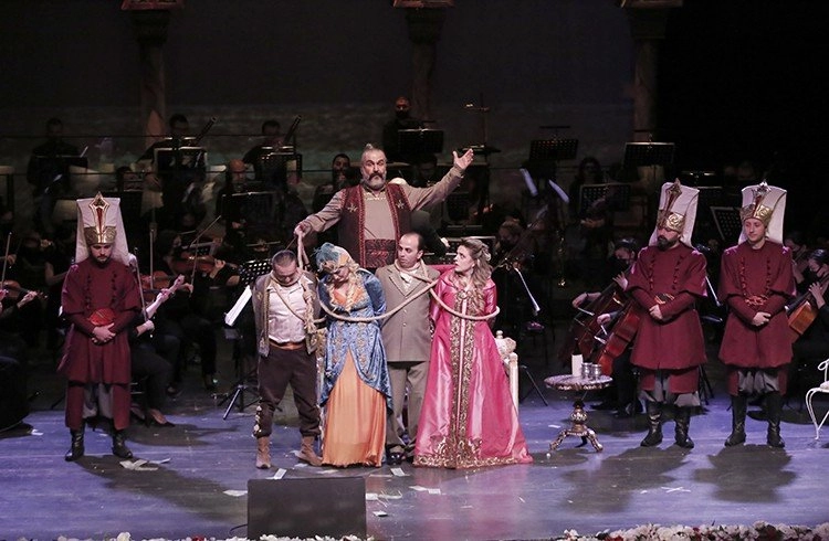 ‘Saraydan Kız Kaçırma’ operası beğeni topladı Görseli
