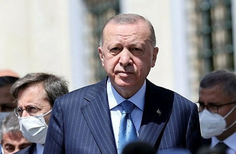 Cumhurbaşkanı Erdoğan : İlimde kıskançlık olmaz... Görseli