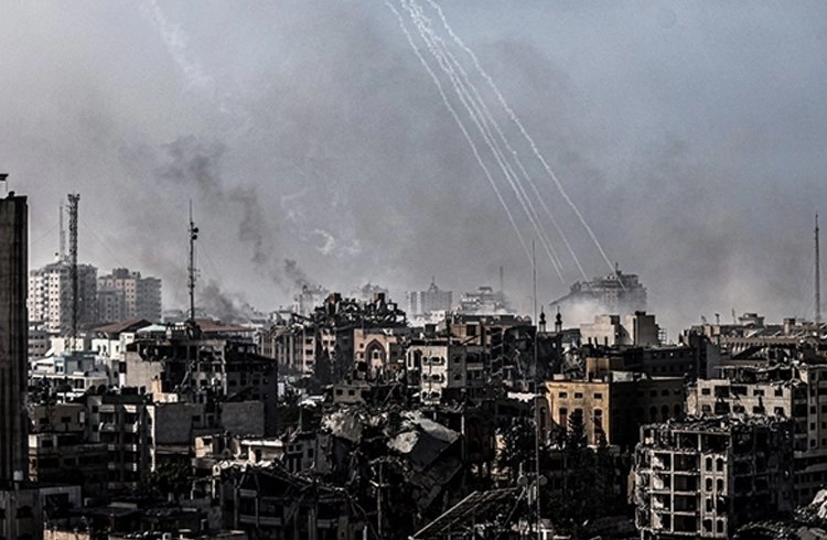İsrail’in Gazze’ye saldırılarını 4 günlüğüne durdurması beklenen insani ara başladı Görseli