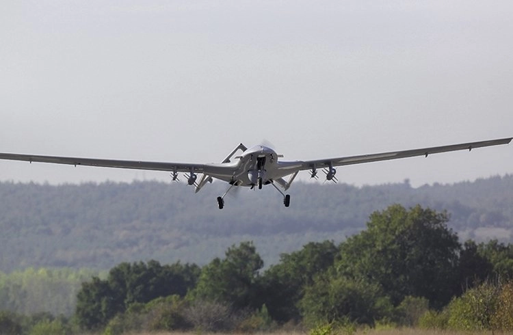 Polonya, Türkiye’den silahlı insansız hava aracı satın alacak Görseli