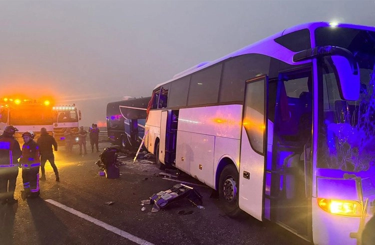 Kuzey Marmara Otoyolu'nda zincirleme kaza: 10 ölü, 59 yaralı Görseli
